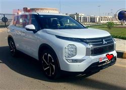 ميتسوبيشي اوتلاندر